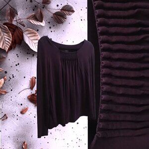 Cute Lands End Top with Pretty Pleats at Neckline Maroon Dark Burgundy Purple